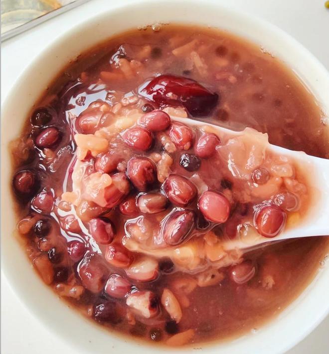 豆：营养、益处与美味菜谱一站式了解麻将胡了2试玩“谷物豆类明星” 红(图2)